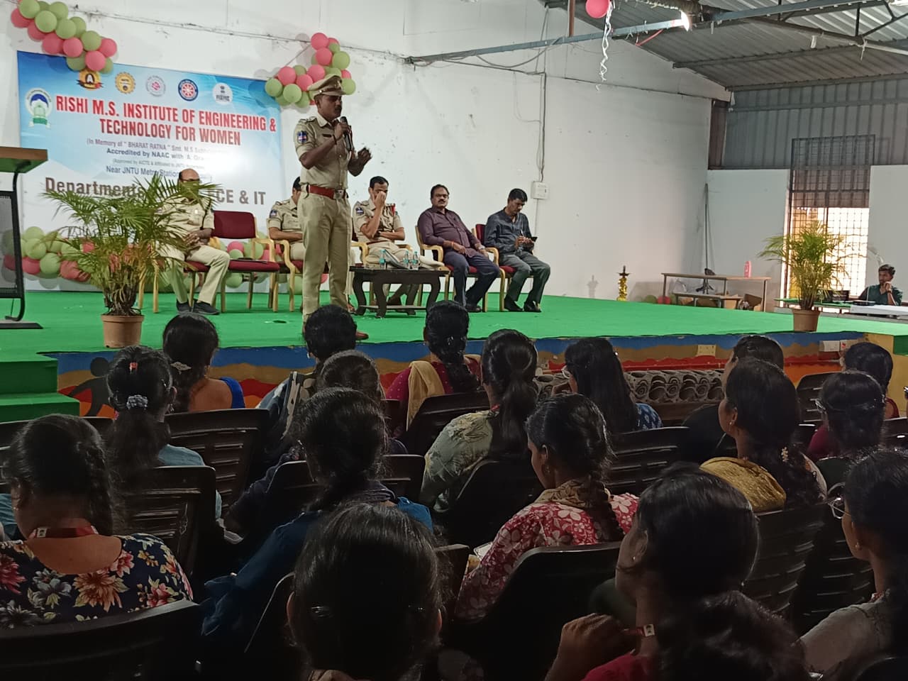 001 Cyber Security Awareness 06-11-2025 - RITW